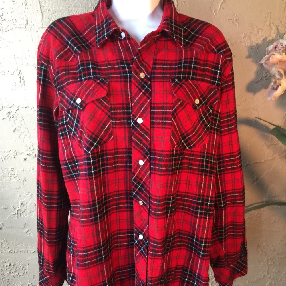 Vintage Pine Grove button down plaid